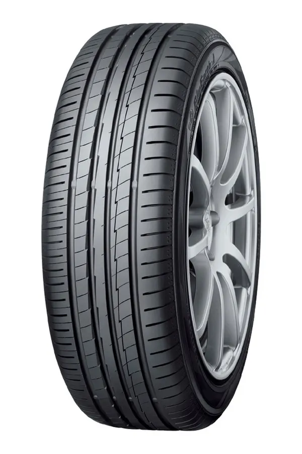 Yokohama BluEarth AE50 235/50 R17