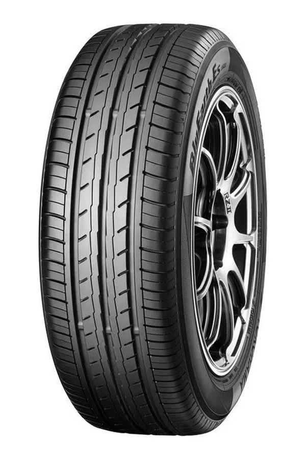 Yokohama BluEarth-Es ES32 215/60 R16